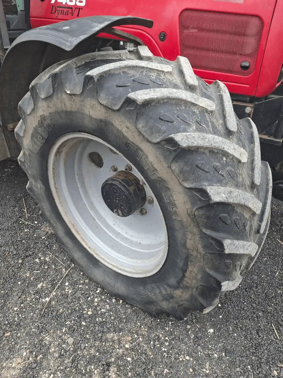 Image MASSEY FERGUSON TRACTEUR MASSEY FERGUSON 7465